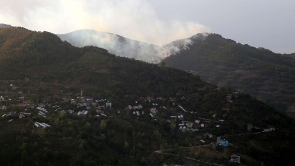 Kastamonu'daki yangına müdahale ediliyor