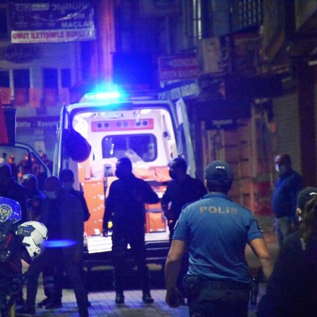 Kumar operasyonuna giden polis, binada cansız beden buldu
