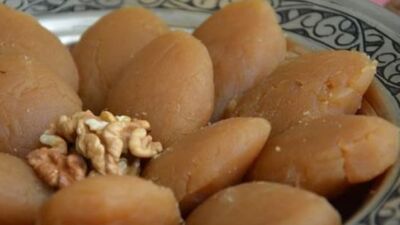 Tam ölçülü un helvası için altın öneriler