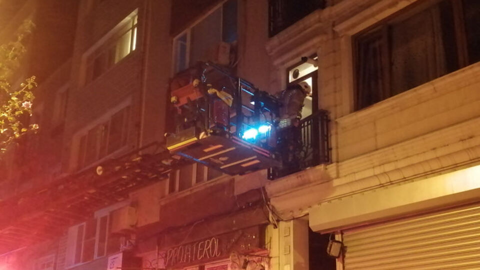 Kadının çığlıkları korkuttu! Polis alarma geçti