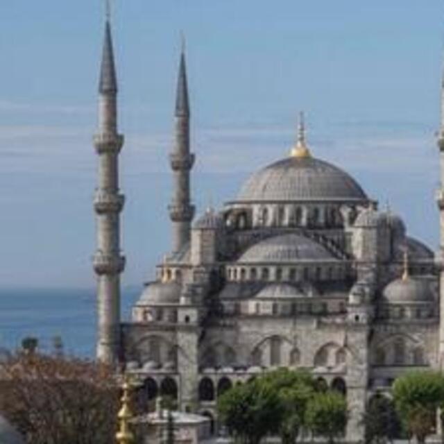 İstanbul cuma saati kaçta?