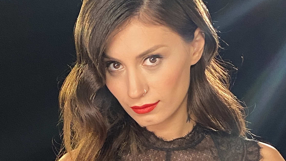 Ezgi Bıcılı'dan Sezen Aksu şarkısı