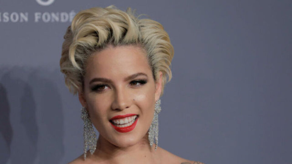 Halsey kimdir?