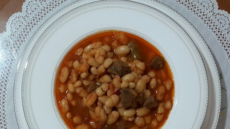 Düdüklüde Kuru Fasulye Tarifi, Nasıl Yapılır?