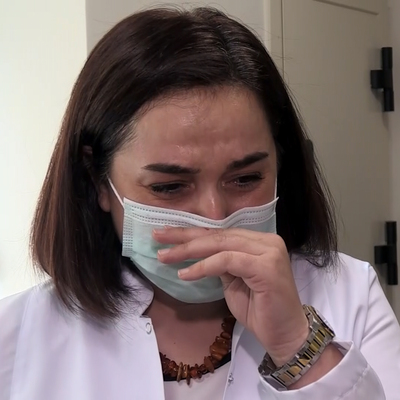 Virüsü yenen doktor yaşadıklarını gözyaşlarıyla anlattı!