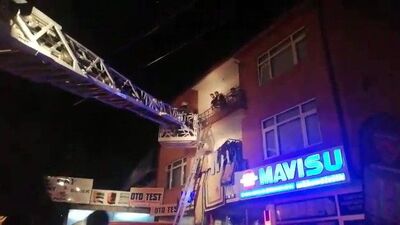 Düzce'deki yangında 5 kişi mahsur kaldı