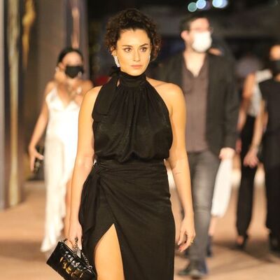 Altın Portakal'da 'kırmızı halı' şıklığı