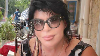 Ünlü söz yazarı yaşamını yitirdi