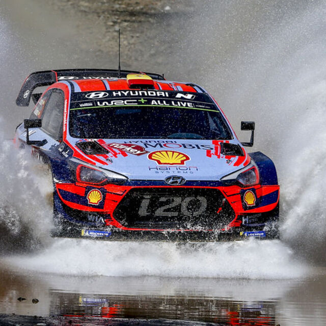 İtalya Rallisi'nde zafer Sordo'nun