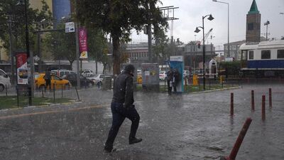 Meteoroloji bu kez Ege için uyardı! Sel, dolu, fırtına