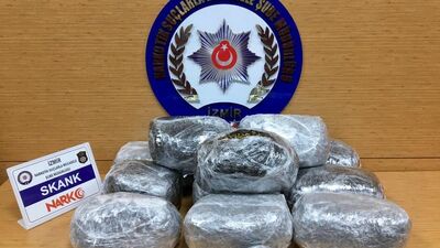 İzmir'de uyuşturucu operasyonu! 5 gözaltı