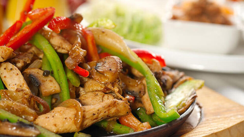 Enfes tarif tavuk fajitanın püf noktaları