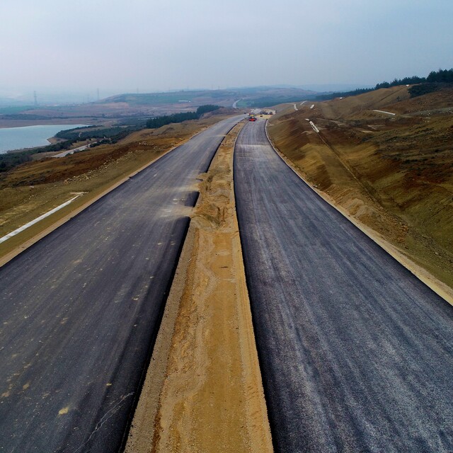 Yola büyük kaynak