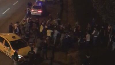 Polis havaya ateş açtı! Taksicilerin meydan kavgası!