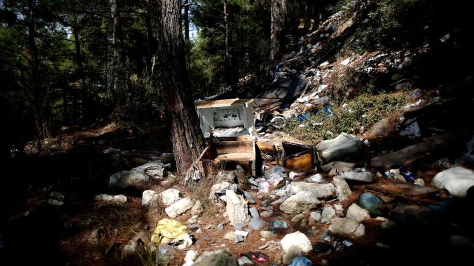 Yeşil kentin 'çöp ve moloz' ormanı