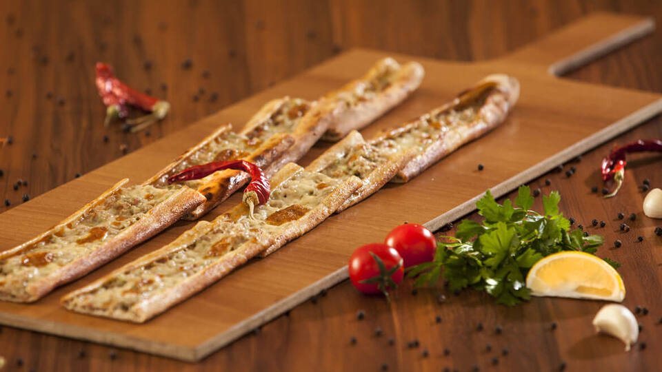 Konya Bıçak Arası Pide nasıl yapılır?