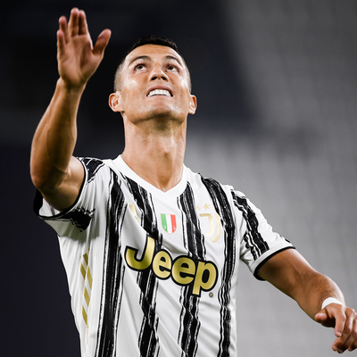 Ronaldo'nun koronavirüs testi pozitif çıktı!