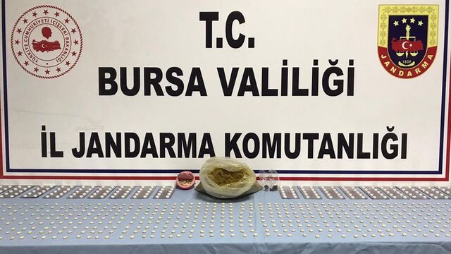Bursa'da 851 adet uyuşturucu hap ele geçirildi