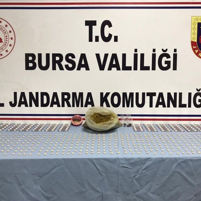 Bursa'da 851 adet uyuşturucu hap ele geçirildi