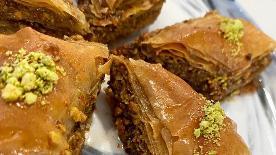 Hazır yufkadan baklava nasıl yapılır?