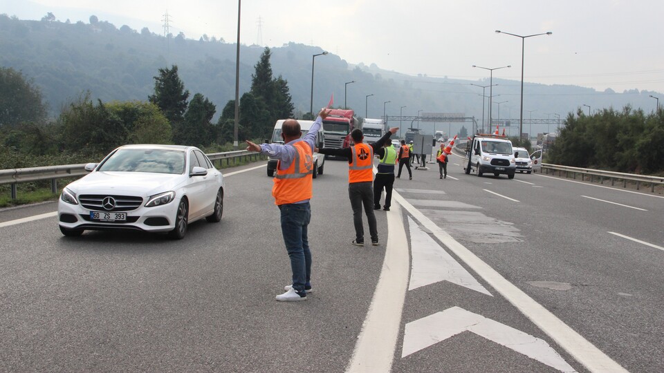 Bolu Dağı Tüneli Ankara yönü trafiğe kapatıldı