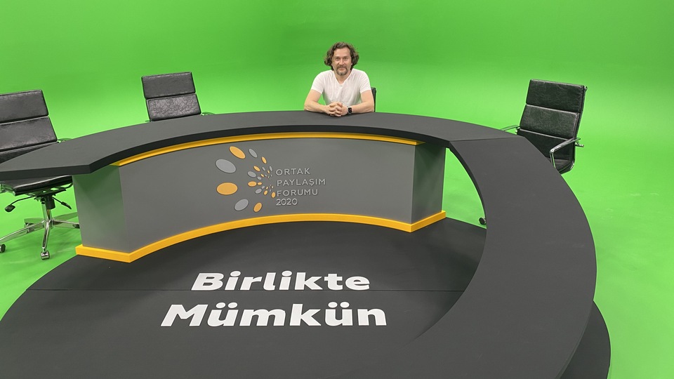 Bakanın koltuğuna oturduk!