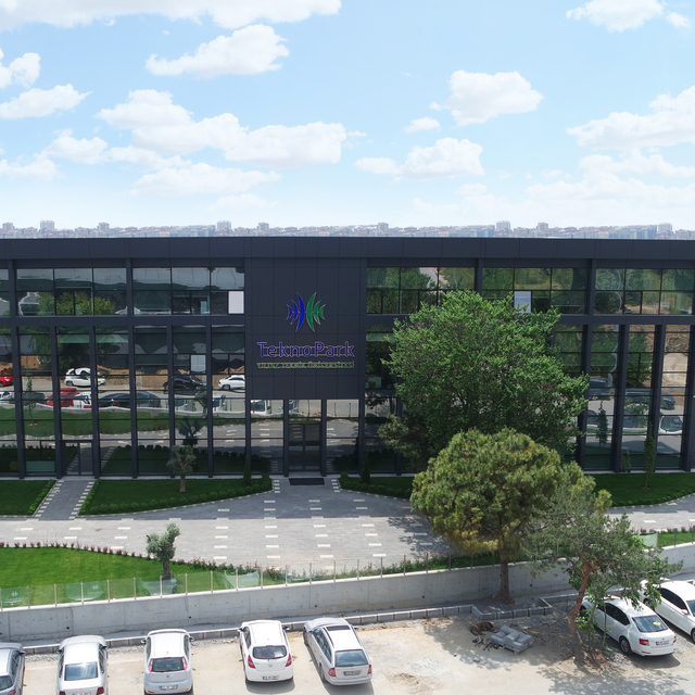 Yıldız Teknopark'ta nöbet değişimi