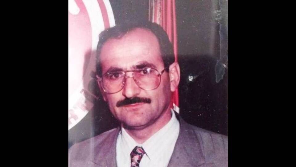 Eski belediye başkanı, tarlasında öldürüldü