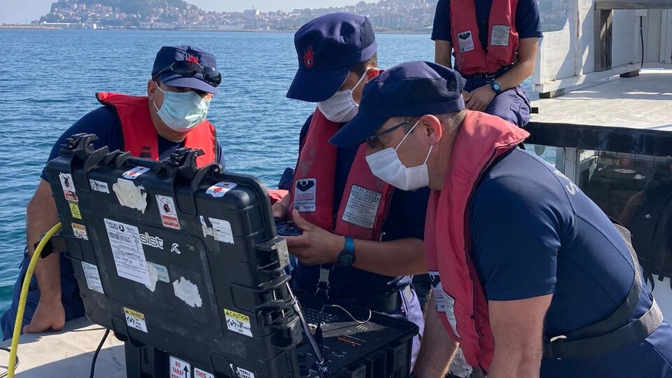 Sel felaketinde yürek yakan çalışma