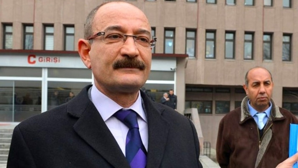 Emin Pazarcı kimdir?