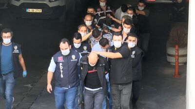 Eski bakanın iş yerine saldıranlar yakalandı