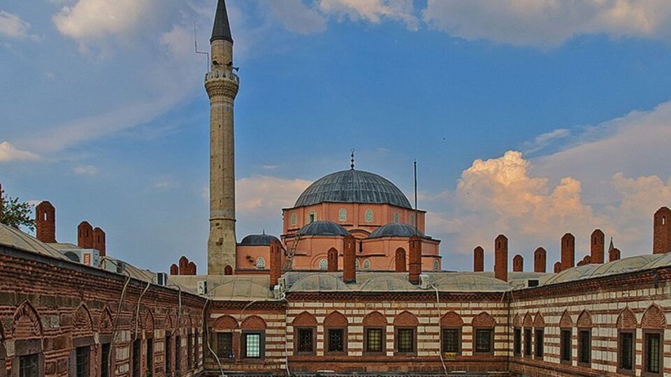 İzmir cuma saati kaçta?