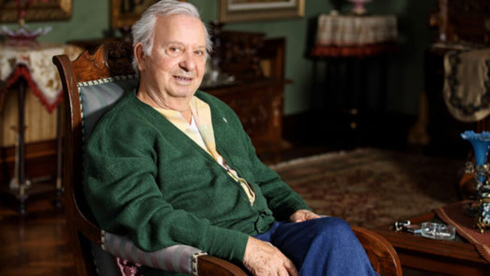 Mirasını o derneğe bağışladı