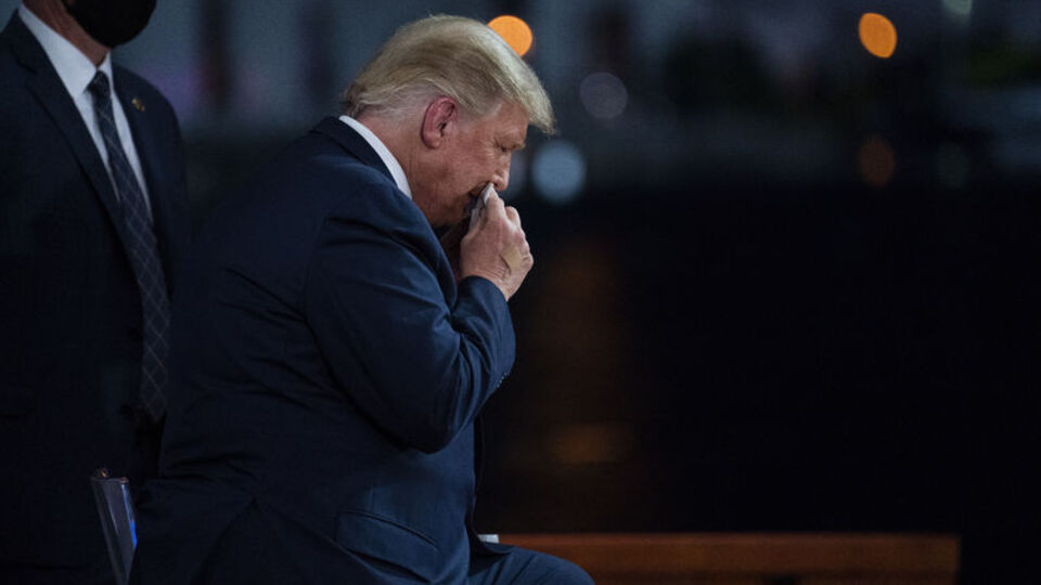 Trump: Maske takan kişiler de hastalığa yakalanıyor