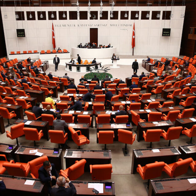 Kamu mali yönetimine ilişkin teklif Meclis'te kabul edildi