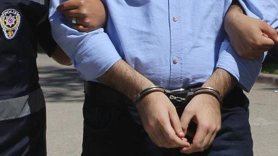 İzmir'deki FETÖ operasyonunda 17 yeni tutuklama