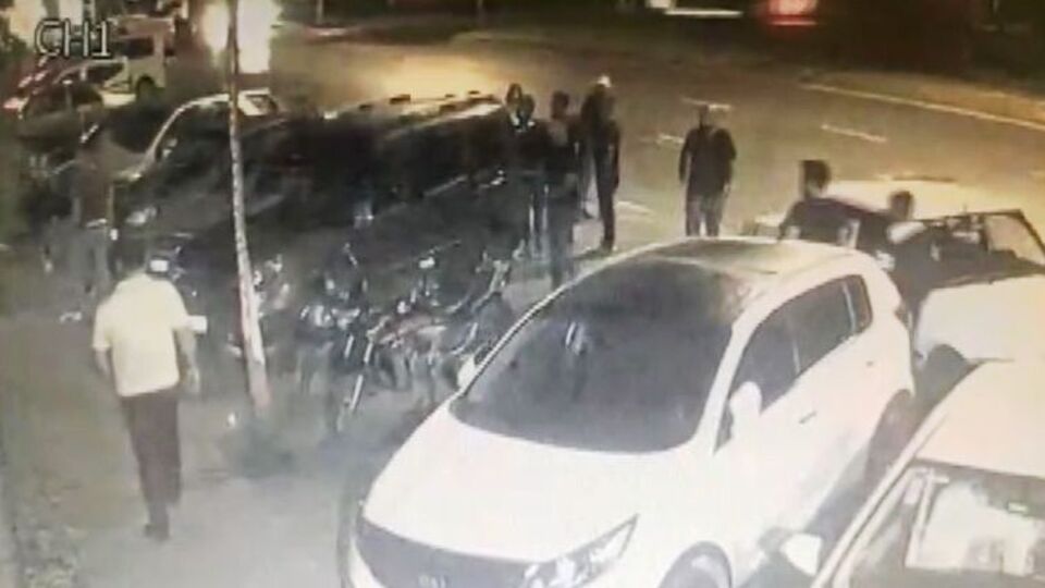 Küçükçekmece'de müzikhole silahlı saldırı: 1 ölü