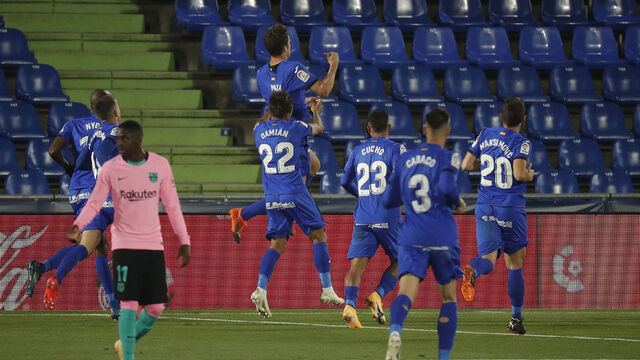 Getafe sahasında Barcelona'yı devirdi