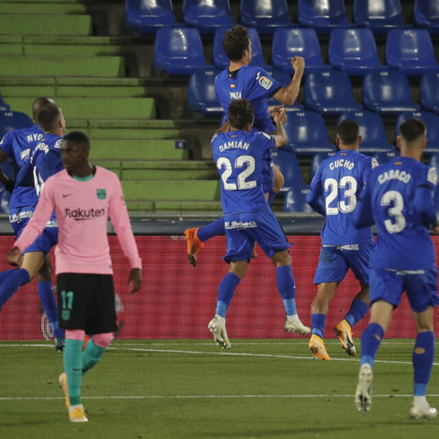 Getafe sahasında Barcelona'yı devirdi