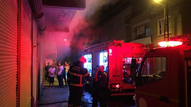 Adana'da mobilya atölyesinde yangın