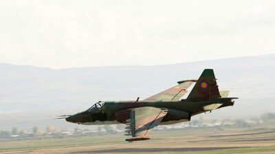 Azerbaycan, Ermenistan'ın ikinci Su-25 savaş uçağını düşürdü!