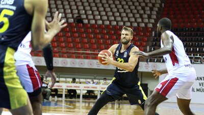 Fenerbahçe Beko deplasmanda kazandı