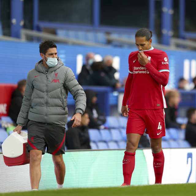 Van Dijk'ten Liverpool'a kötü haber