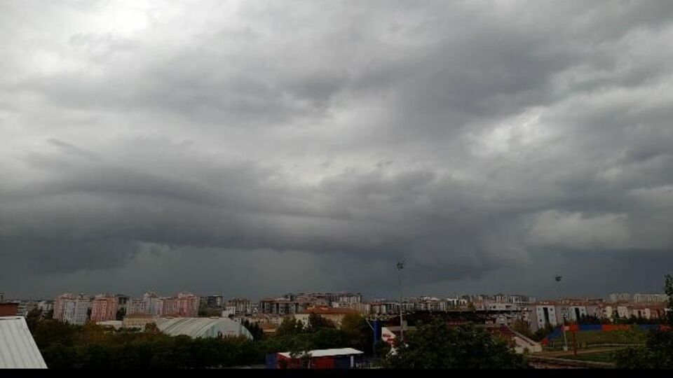 Kuvvetli sağanak var! 10 il için sel uyarısı