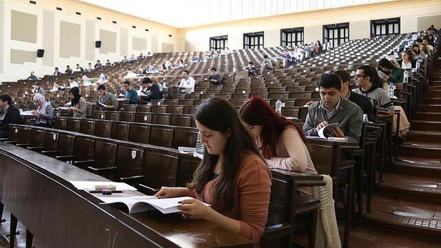 Üniversiteler açılıyor mu?