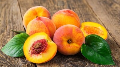 Şeftalili yüz maskesi için altın öneriler