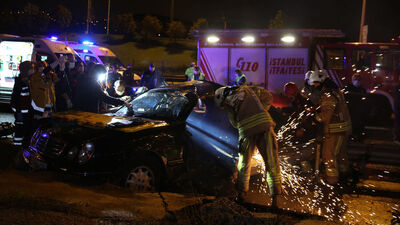 Korkunç kaza: 2 kişinin ayakları koptu!