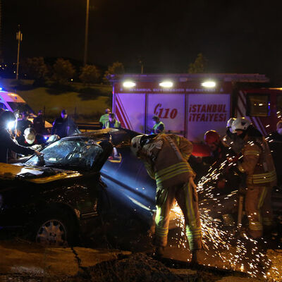 Korkunç kaza: 2 kişinin ayakları koptu!