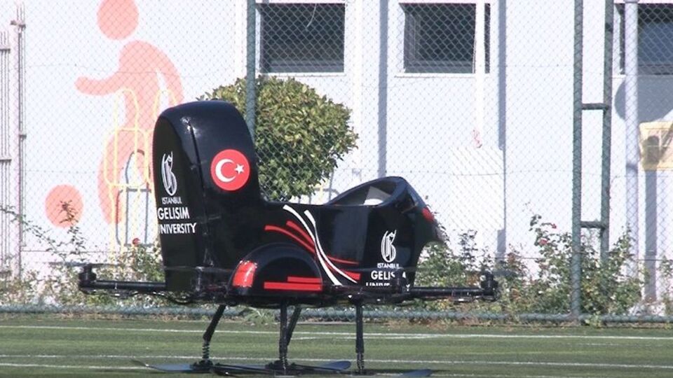 Uçan araba 'Tusi'nin test sürüşlerine başlandı!