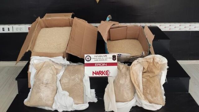 Hakkari'de 32 kilo 200 gram eroin ele geçirildi